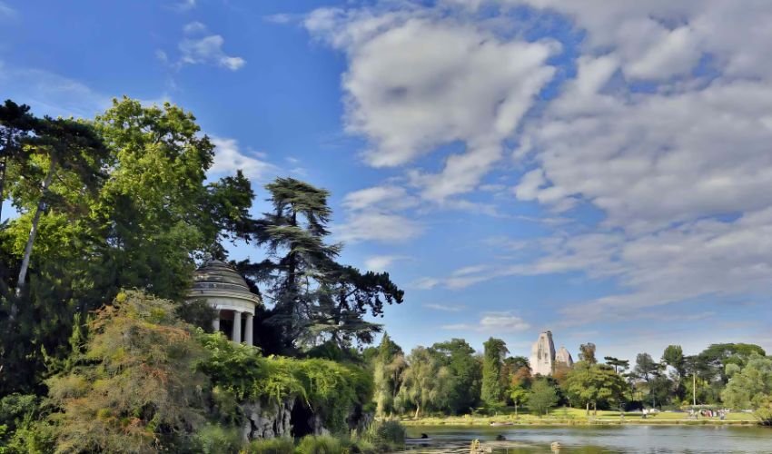 Bois de Vincennes Park in Paris