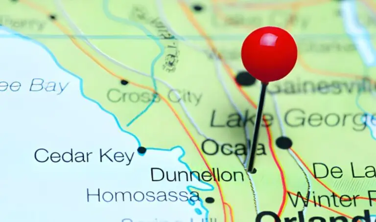 How far is Dunnellon from Ocala