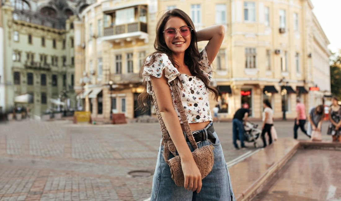 Read more about the article Instagram Captions for Paris: 150+ Ideas for Every Photo, Mood, and Moment